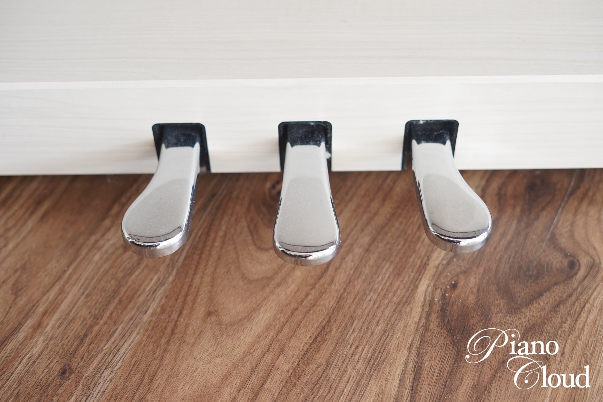 中古電子ピアノ CLP-875WB